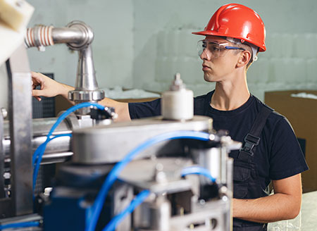 hiring machine workers